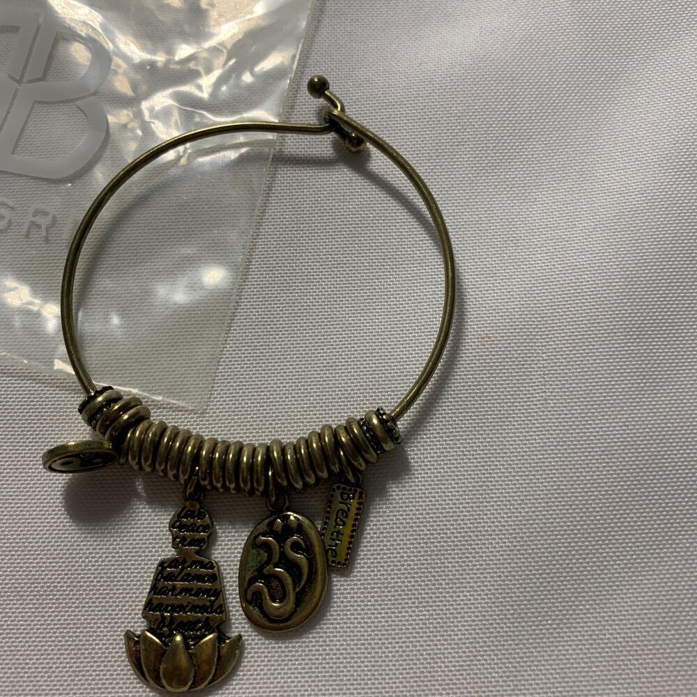 BANSRI WOMEN'S GOLD TONE Charm SPIRITUAL MOTIFS Bracelet RELAX BREATHE BRACELET